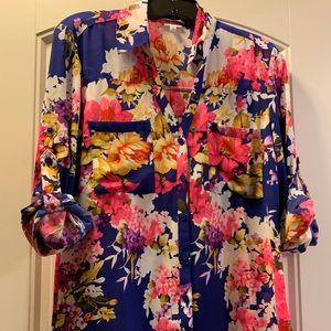 Express women’s Slim portofino floral shirt